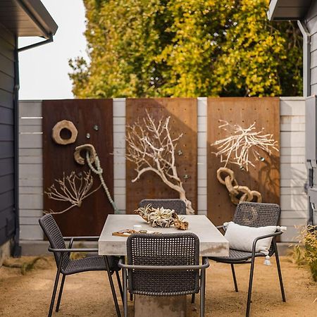 Funboard Room Includes King Bed And Mini Kitchenette Stinson Beach Extérieur photo